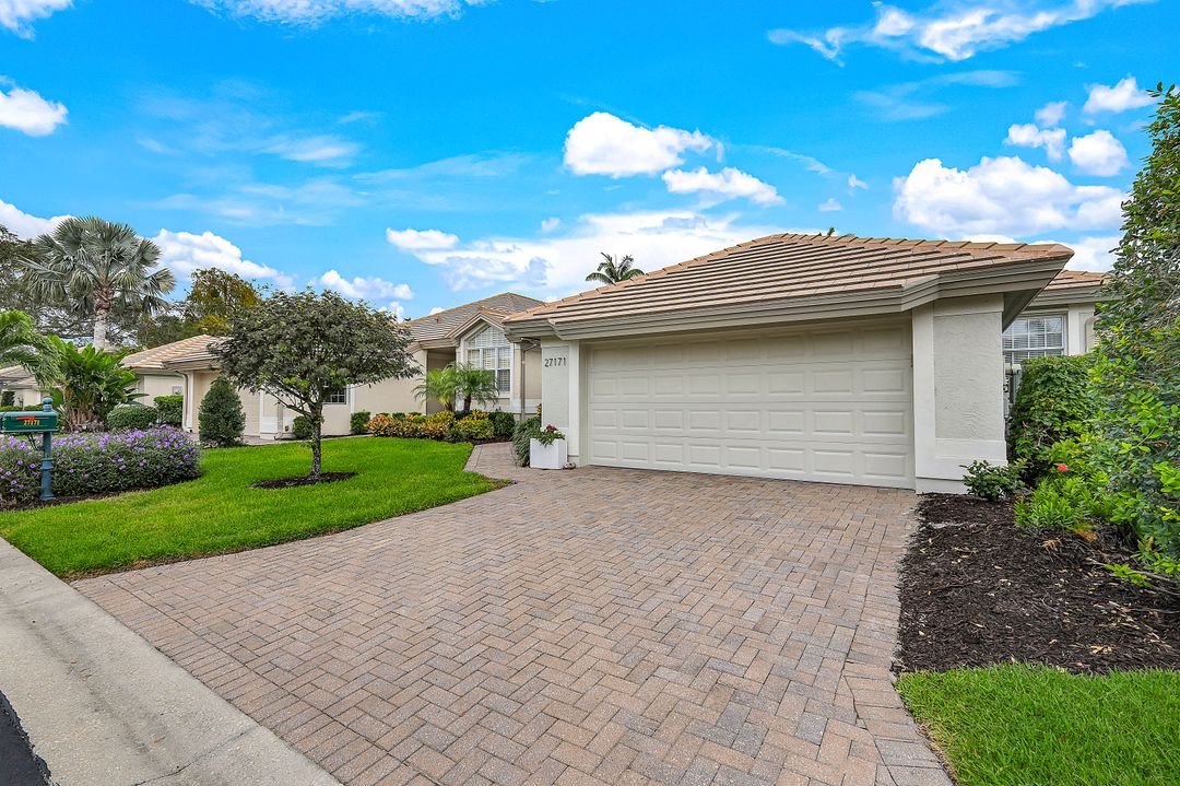 27171 Enclave Dr, Bonita Springs, FL 34134