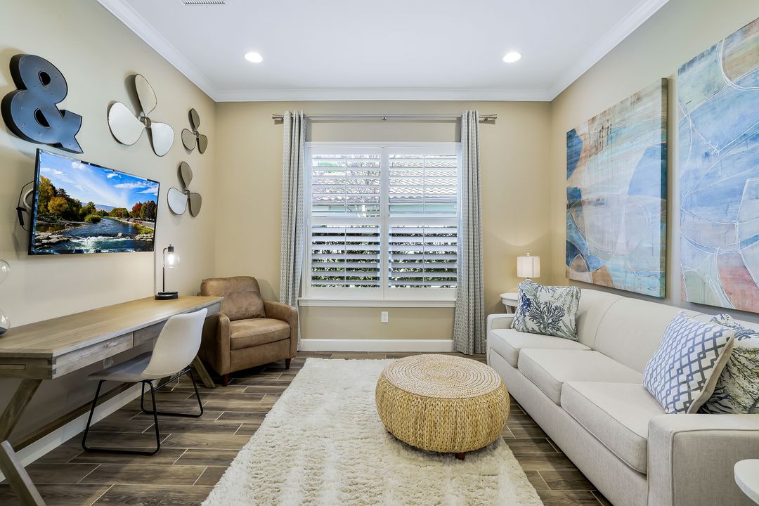 9568 Mussorie Ct, Naples, FL 34114