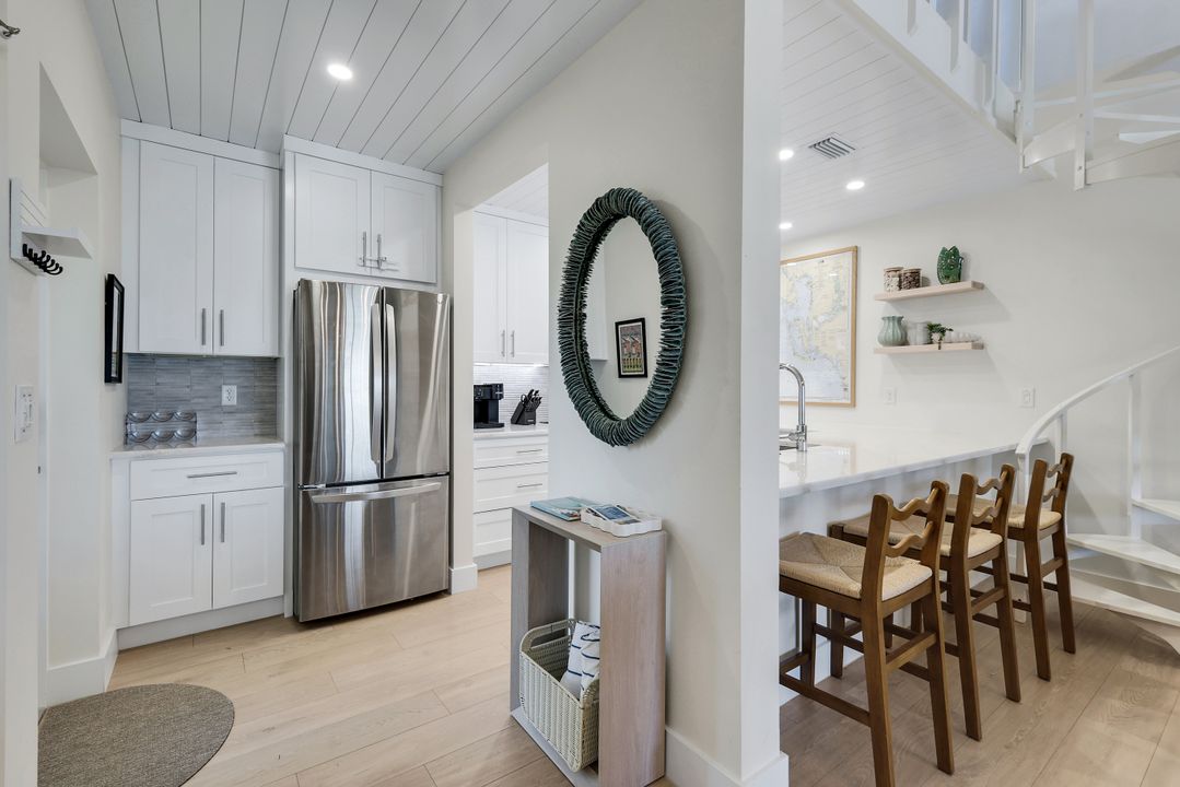 2321 W Gulf Dr #1E, Sanibel, FL 33957