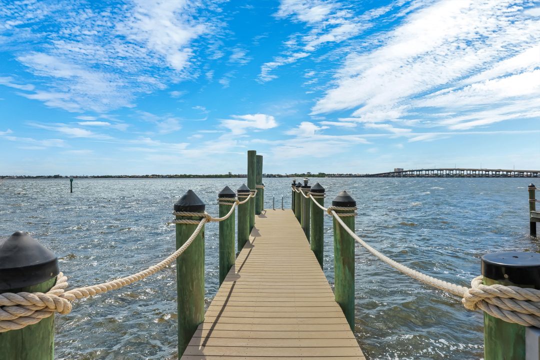 4415 SE 20th Pl, Cape Coral, FL 33904