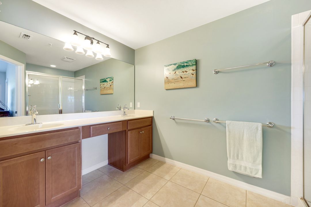 16085 Ravina Way, Naples, FL 34110