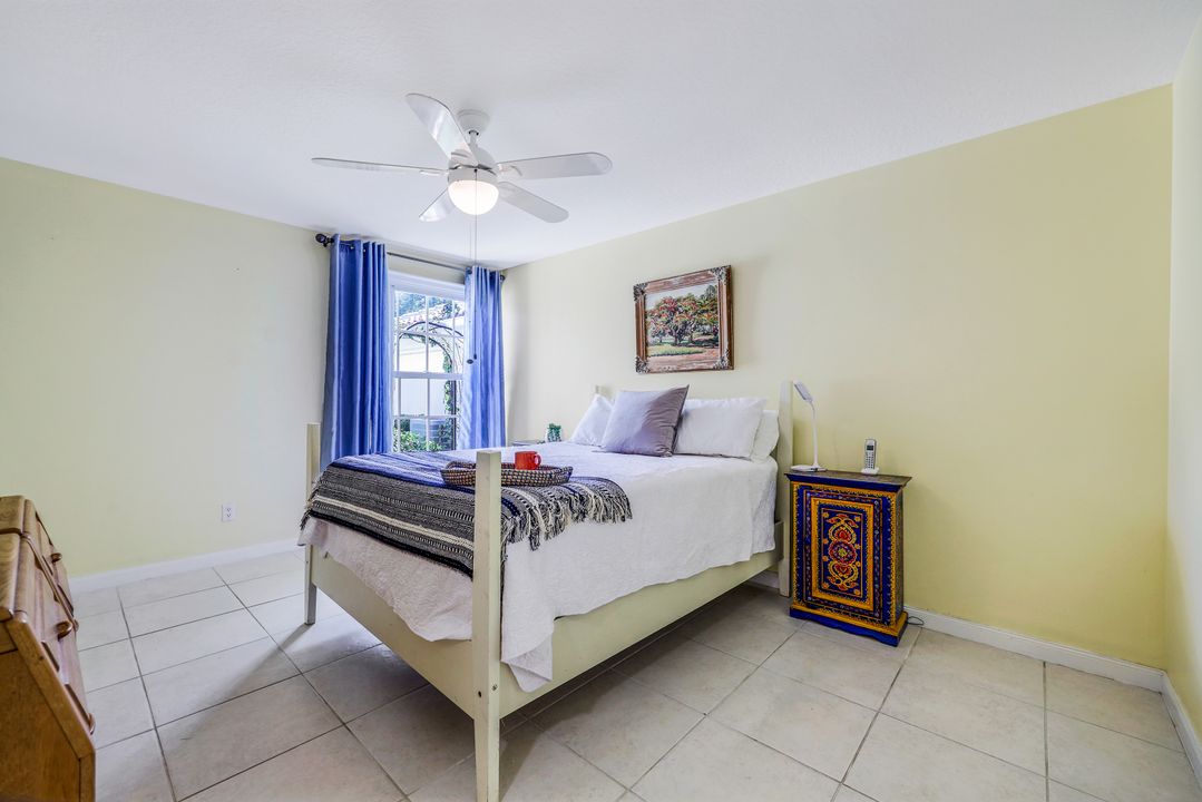 4823 Lasqueti Way, Naples, FL 34119