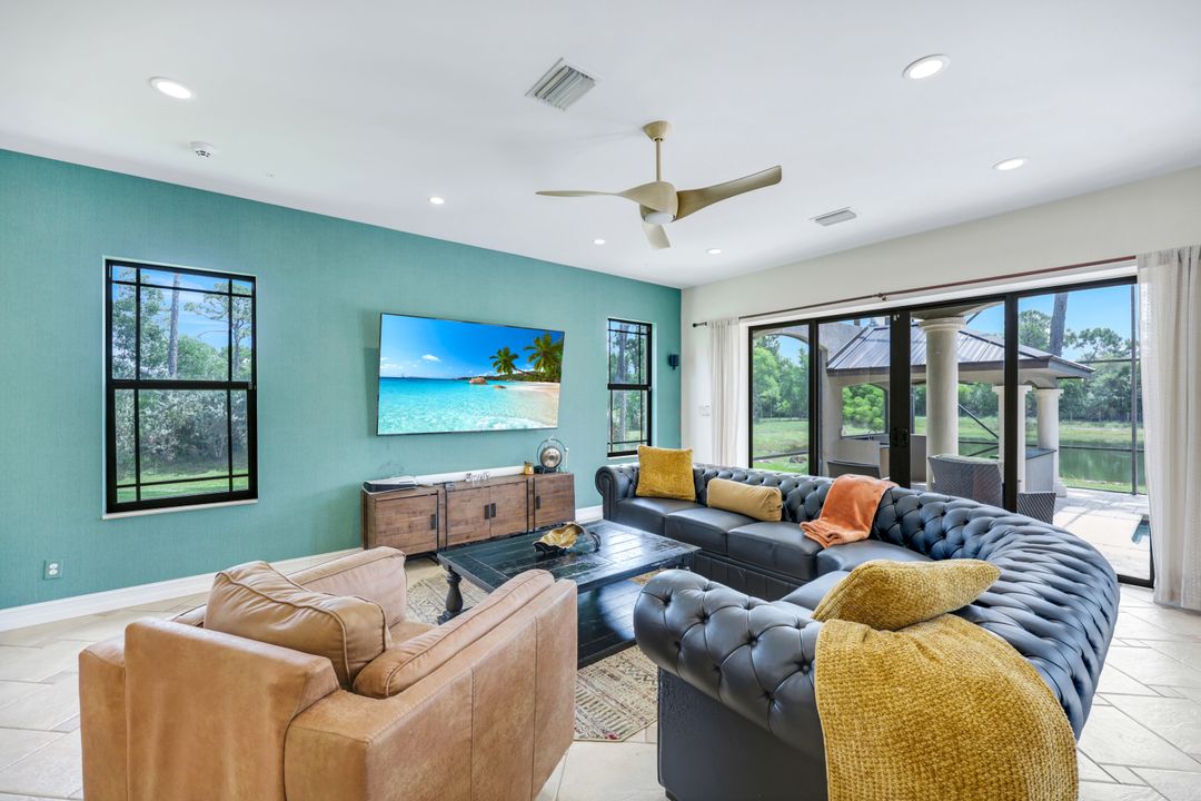 397 Lavida Way, Cape Coral, FL 33993