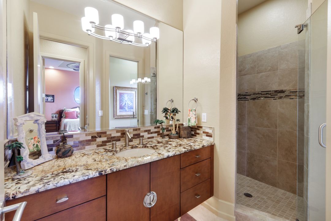 1506 Hermitage Ln, Cape Coral, FL 33914