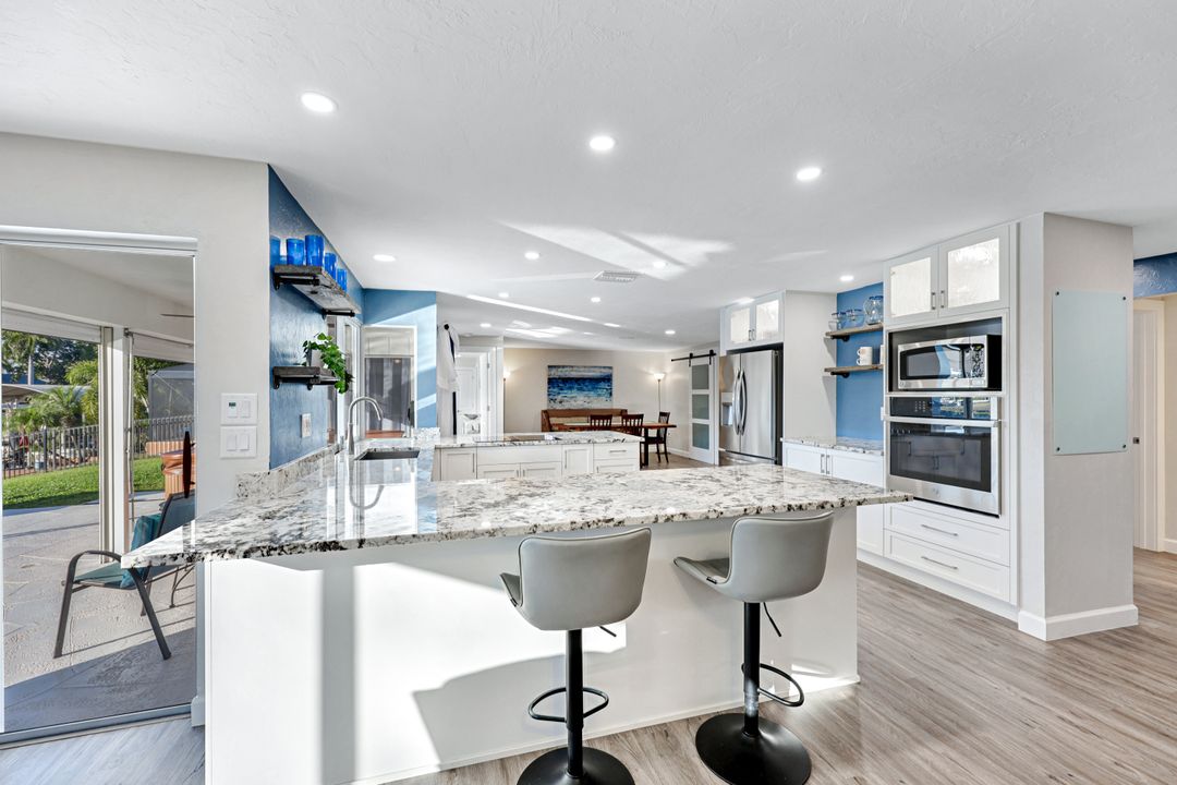 1326 SE 21st Ave, Cape Coral, FL 33990