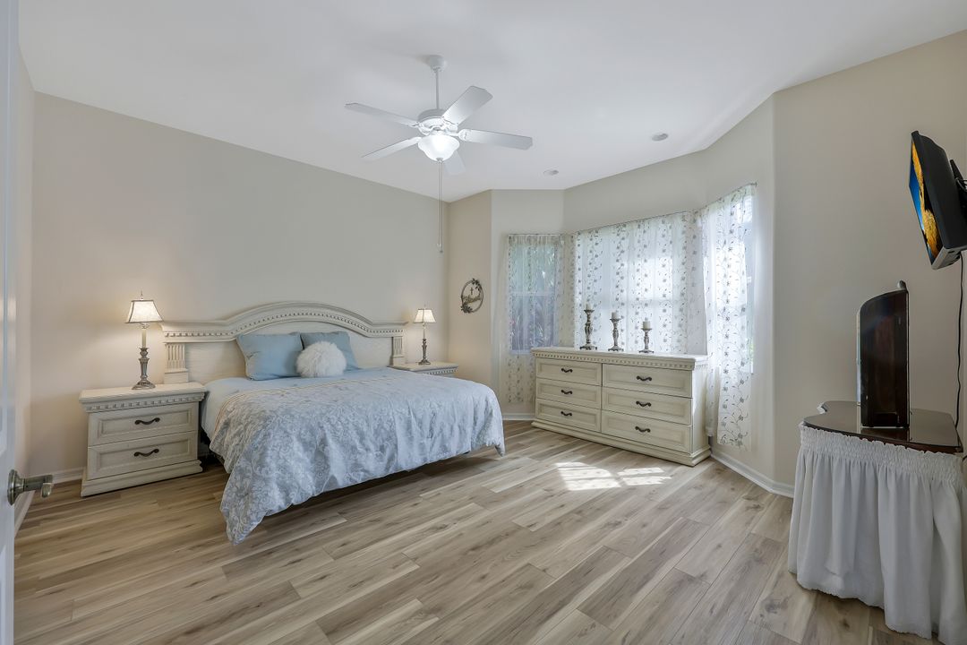 12695 Fox Ridge Dr, Bonita Springs, FL 34135