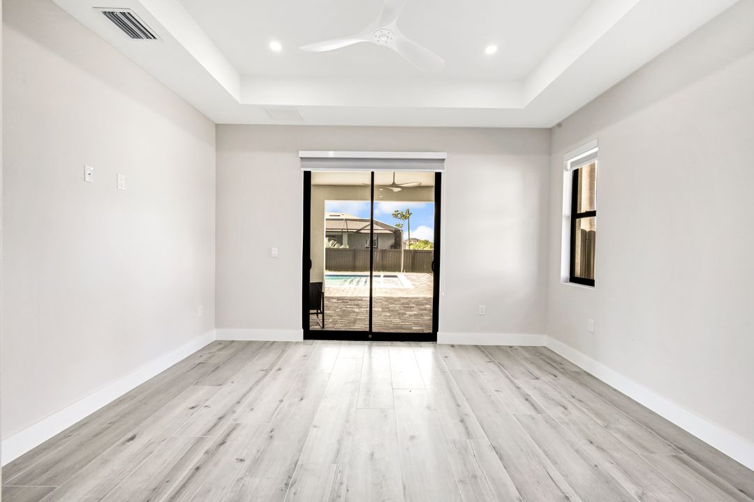 1020 NW 33rd Pl, Cape Coral, FL 33993