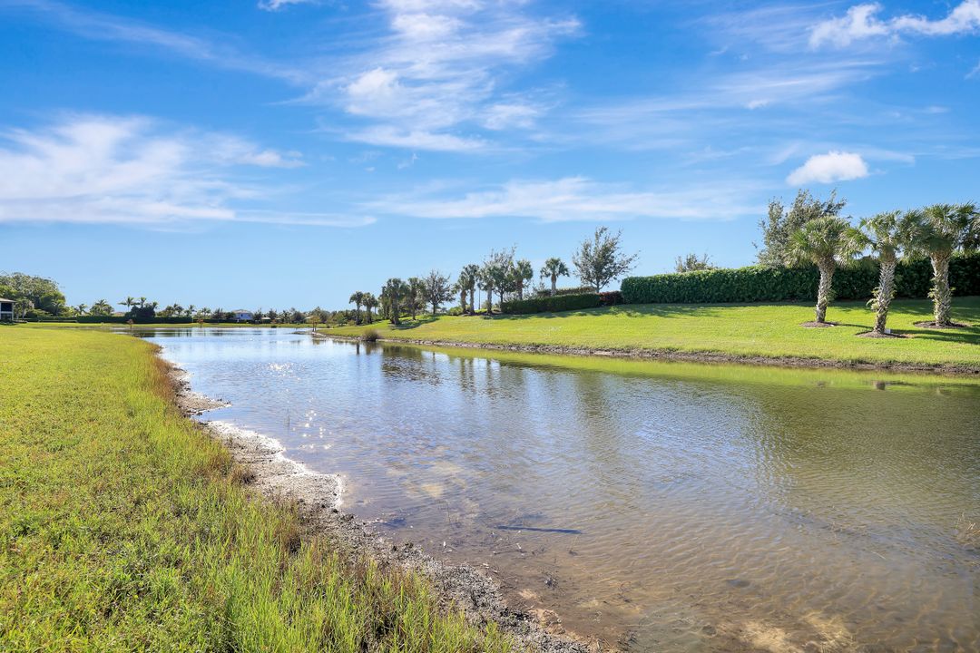 2368 Anguilla Dr #102, Naples, FL 34120