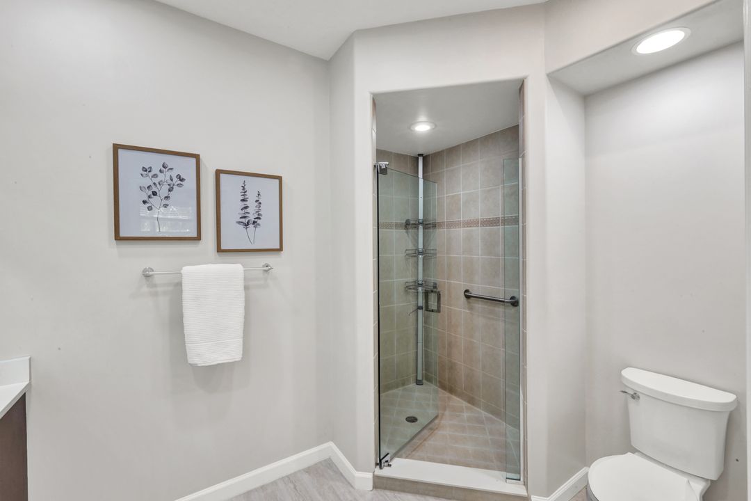 8597 Via Garibaldi Cir #208, Estero, FL 33928