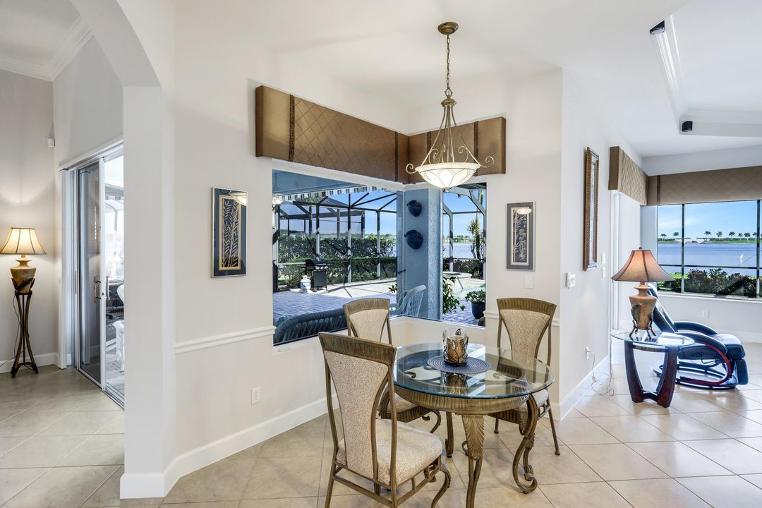 8765 Hideaway Harbor Ct, Naples, FL 34120