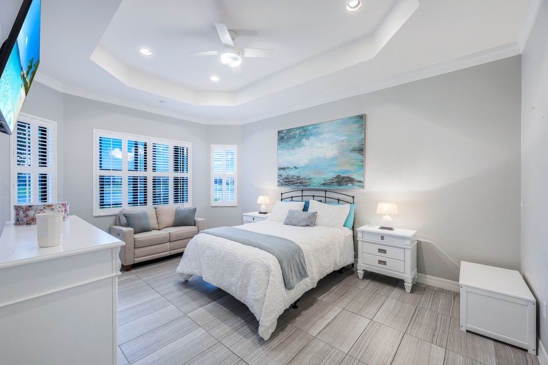 2777 Cinnamon Bay Cir, Naples, FL 34119