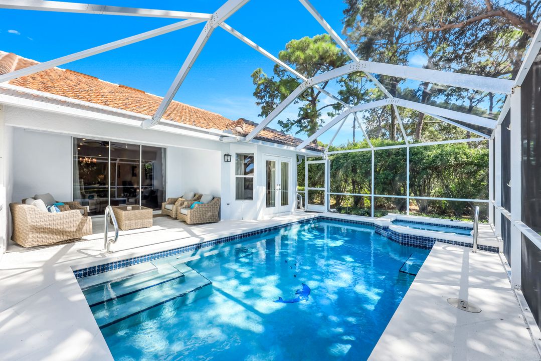 510 Captn Kate Ct, Naples, FL 34110