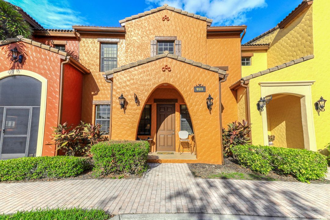 9111 Capistrano St S #8303, Naples, FL 34113