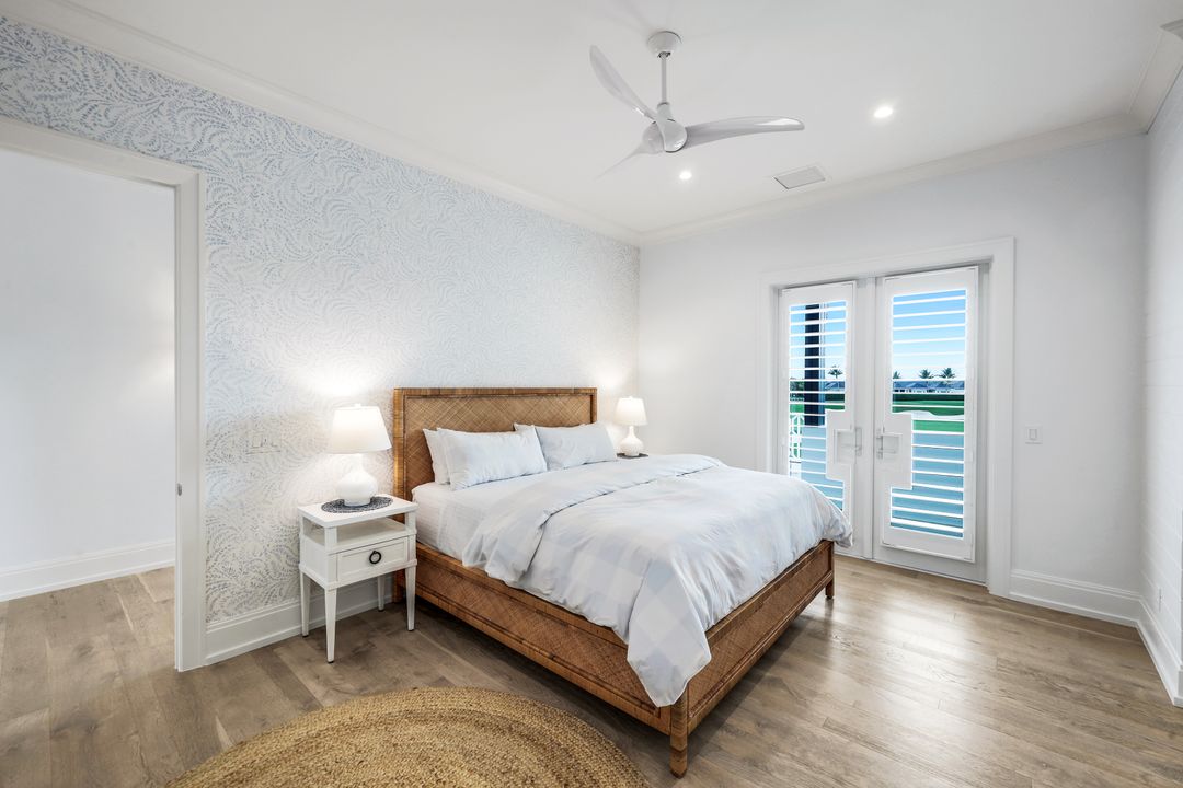 16744 Prato Way, Naples, FL 34110