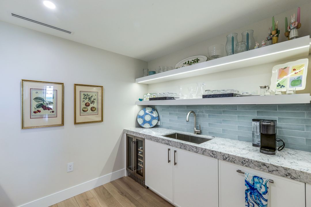 13925 Old Coast Rd #502, Naples, FL 34110