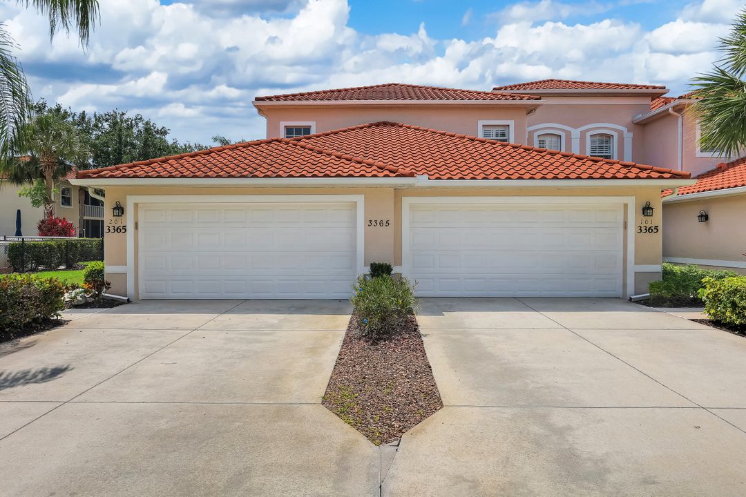 3365 Grand Cypress Dr #201, Naples, FL 34119
