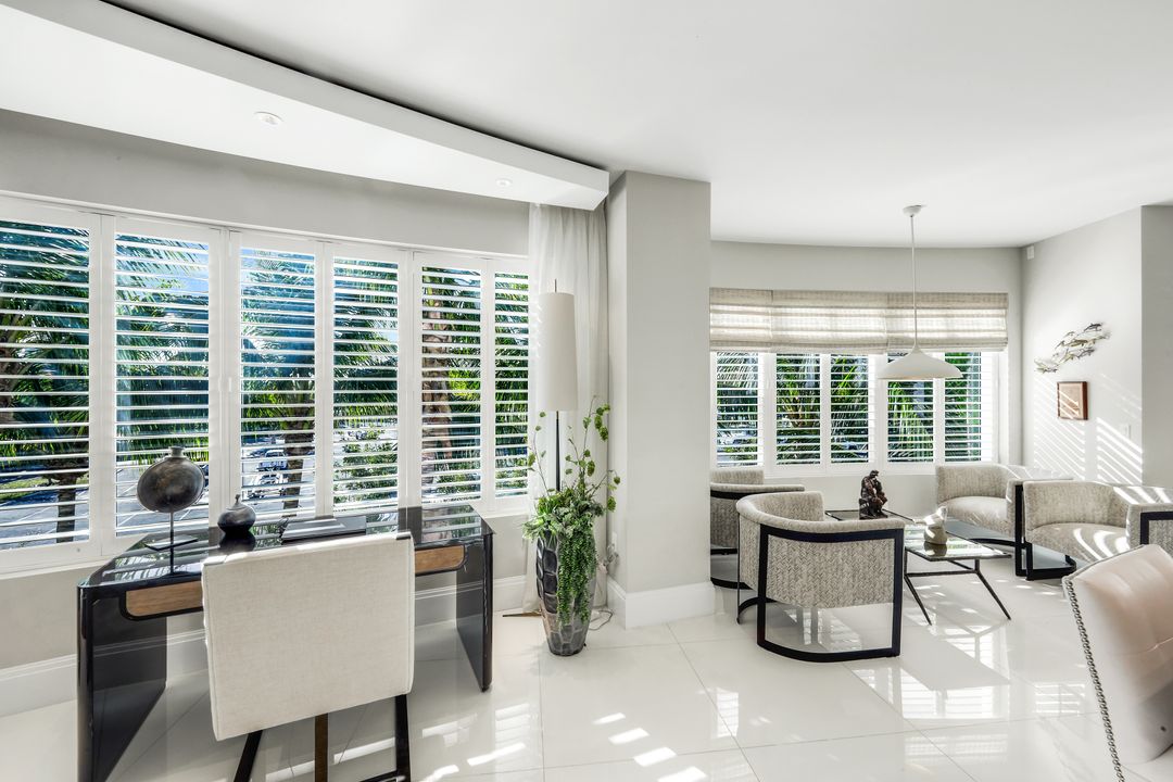 13665 Vanderbilt Dr #301, Naples, FL 34110