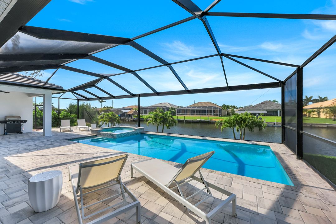 2118 SW 39th Terrace, Cape Coral, FL 33914