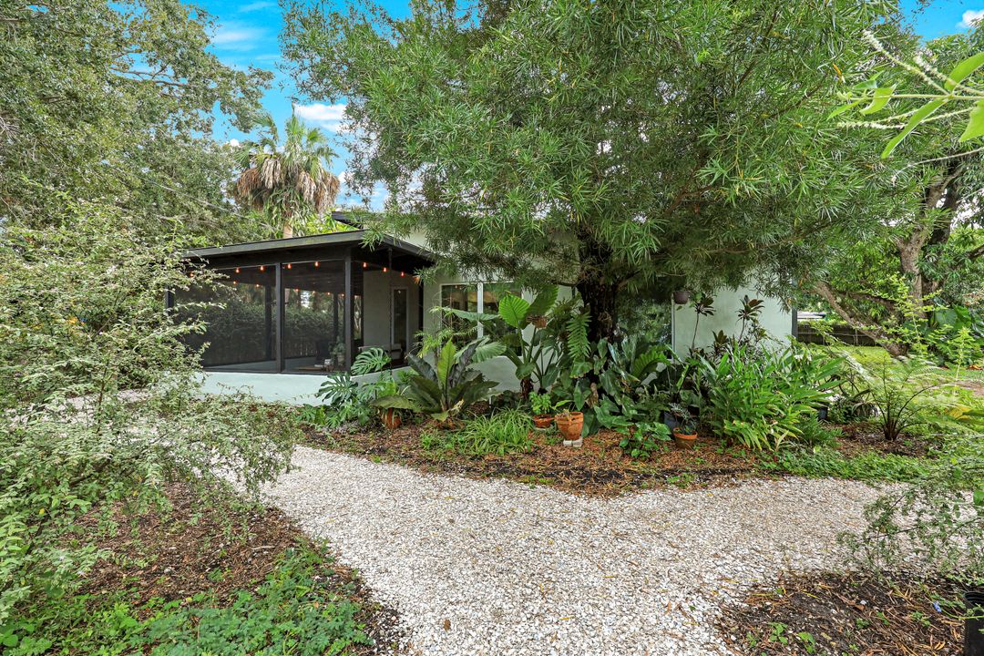 3032 Coco Ave, Naples, FL 34112