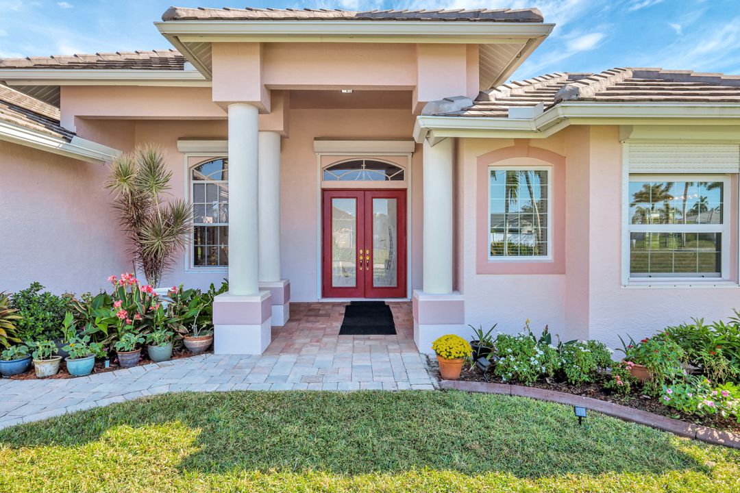 4315 SW 22nd Ct, Cape Coral, FL 33914