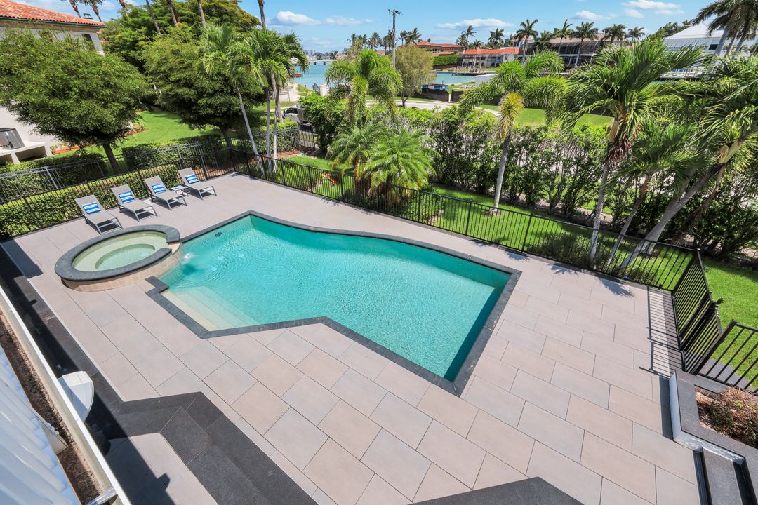 1578 S Barfield Ct, Marco Island, FL 34145