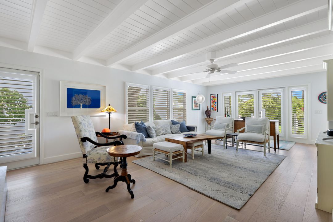 1063 Frank Whiteman Blvd, Naples, FL 34103