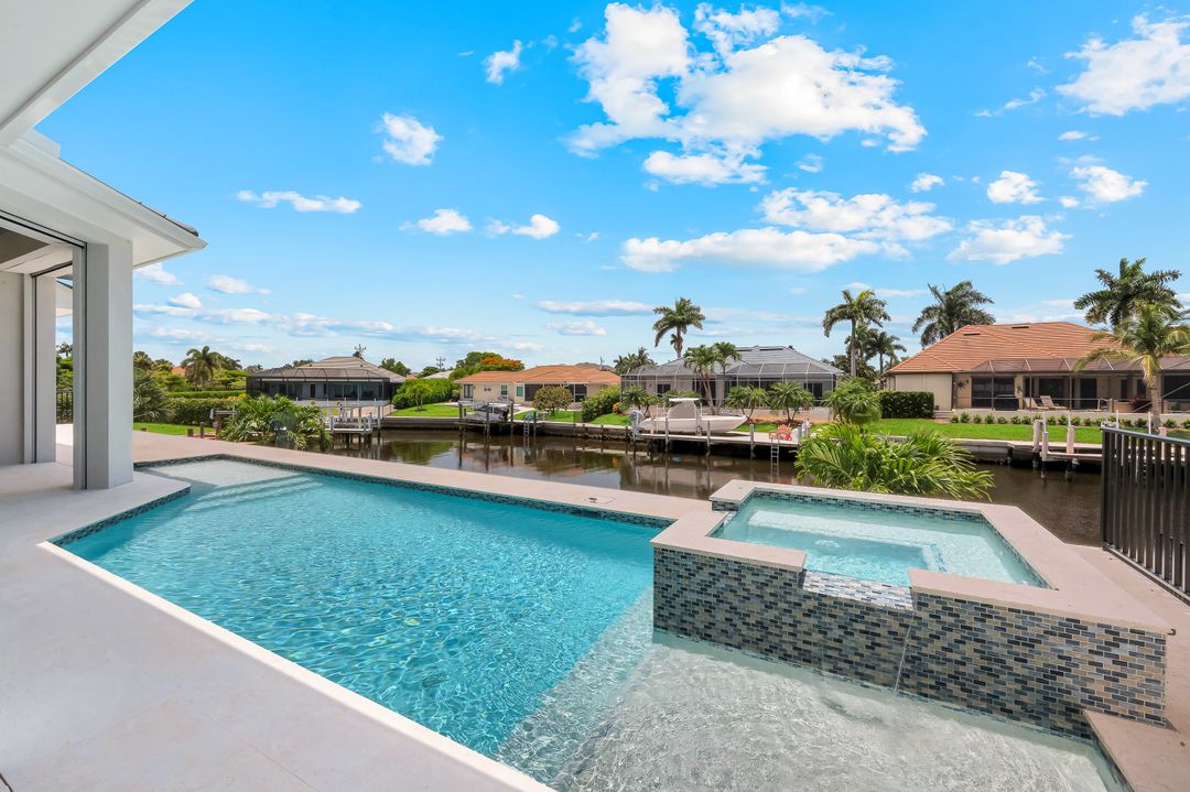 488 Capri Ct, Marco Island, FL 34145