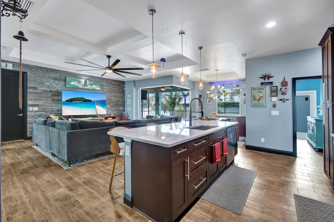 514 SW 19th St, Cape Coral, FL 33991