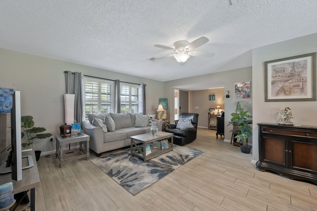 3822 Palm Tree Blvd, Cape Coral, FL 33904