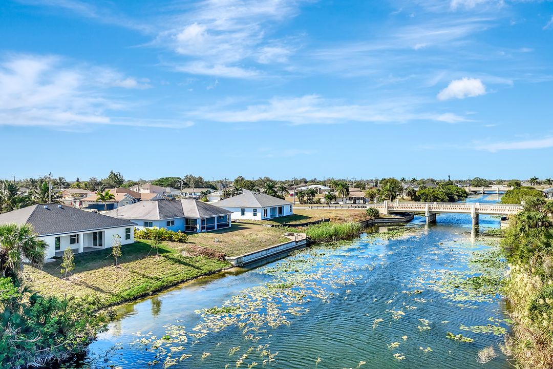 1729 NE 23rd St, Cape Coral, FL 33909