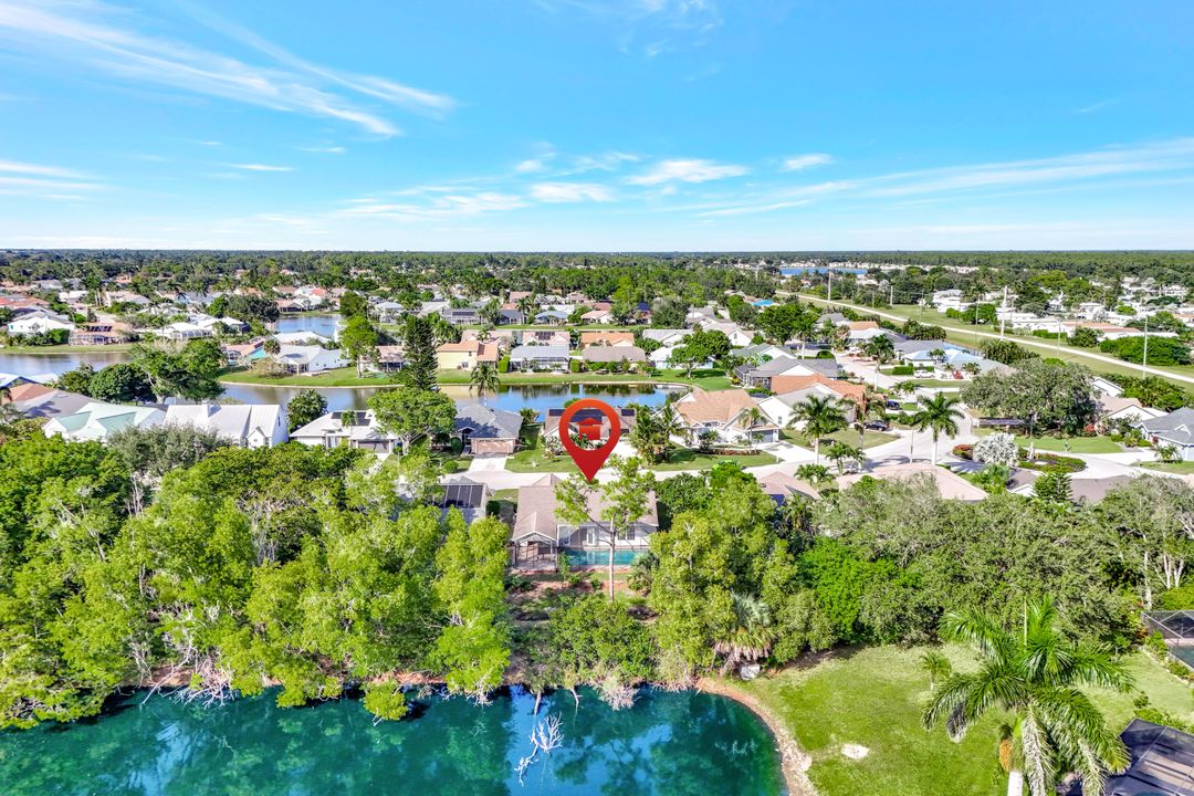 3650 Kent Dr, Naples, FL 34112