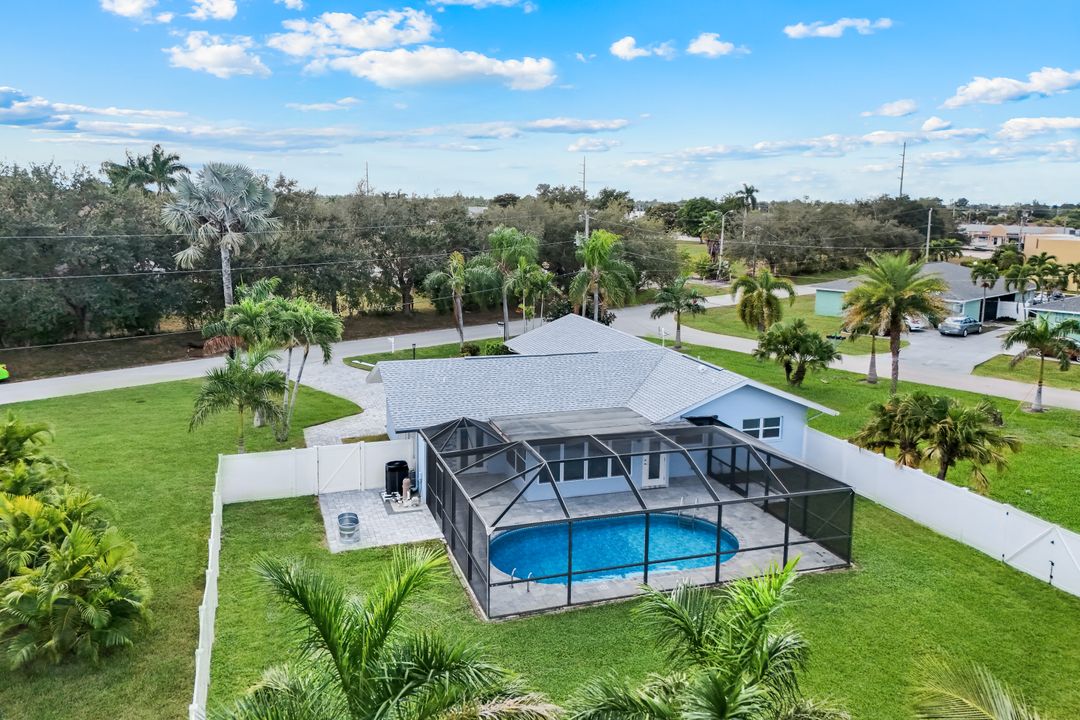 1621 SE 29th Terrace, Cape Coral, FL 33904
