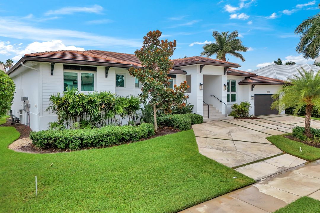 860 Partridge Ct, Marco Island, FL 34145