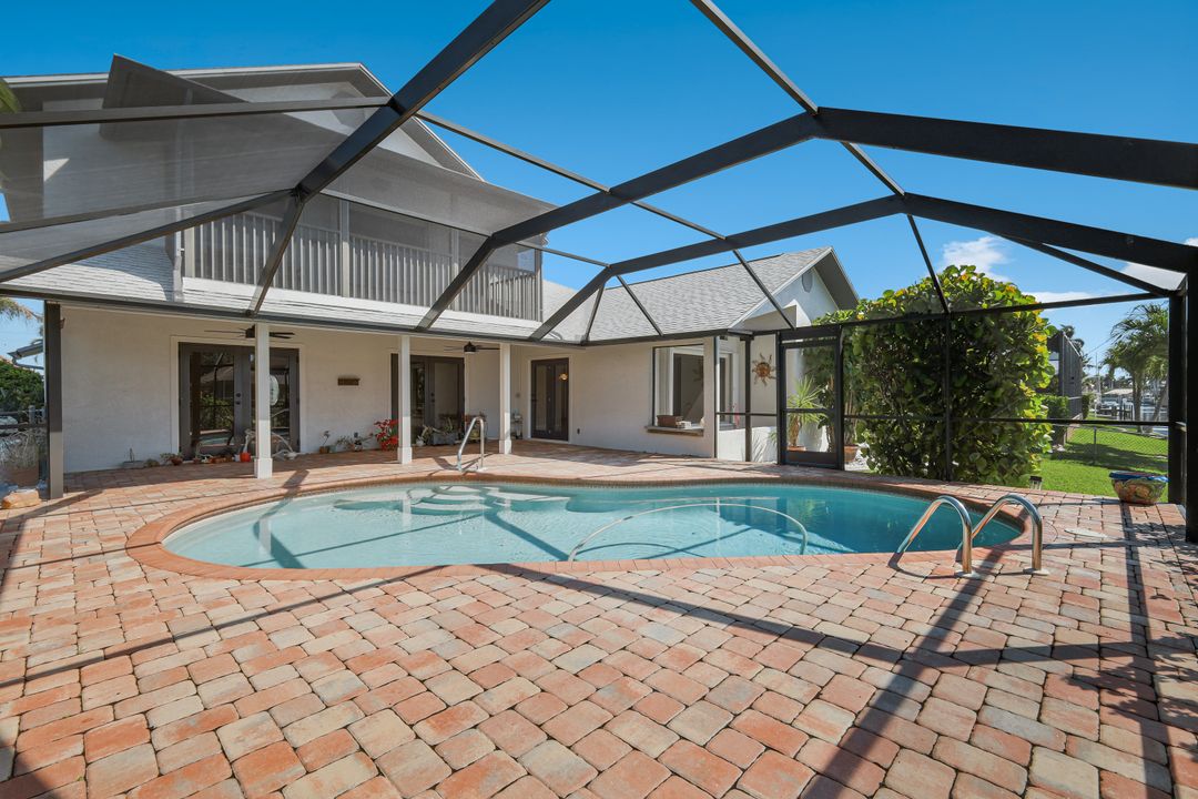 1904 SE 36th Terrace, Cape Coral, FL 33904