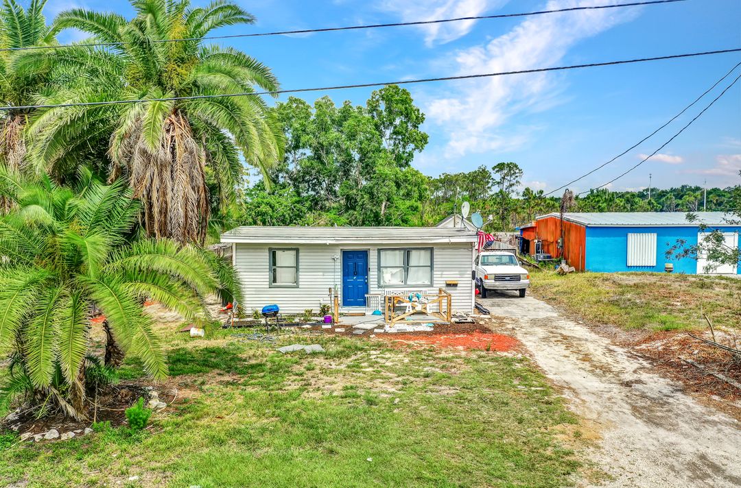 100 Rose Blvd, Naples, FL 34119