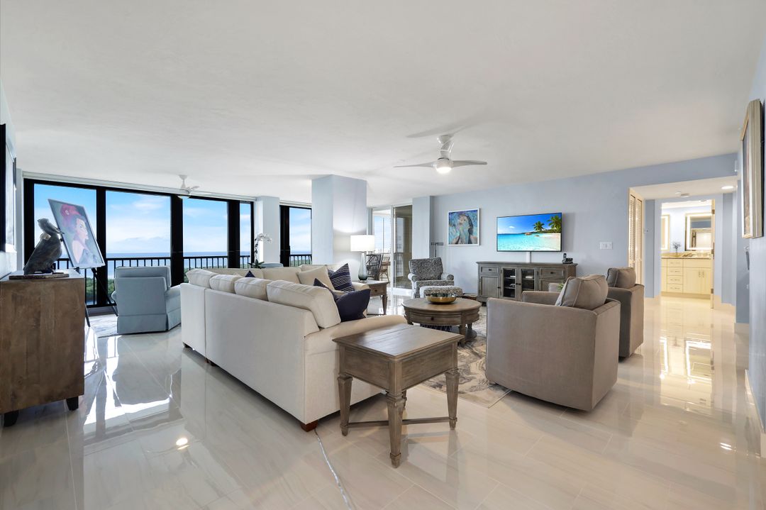 5601 Turtle Bay Dr #1802, Naples, FL 34108