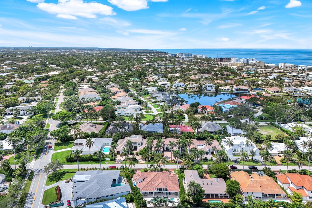 491 Wedge Dr, Naples, FL 34103