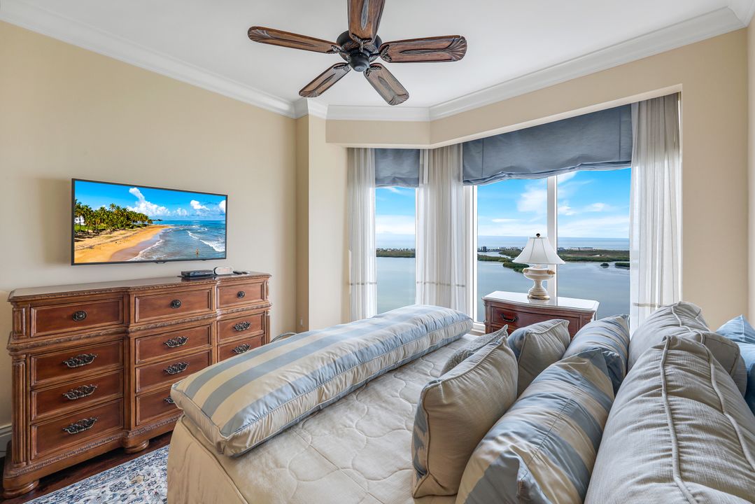 4951 Bonita Bay Blvd #PH302, Bonita Springs, FL 34134