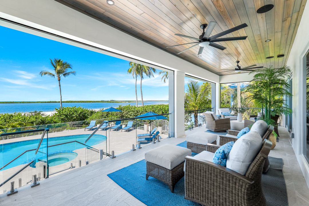 310 Seabreeze Dr, Marco Island, FL 34145