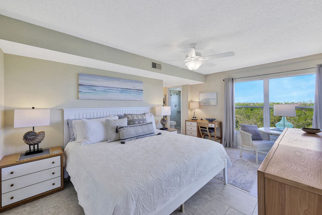 301 Stevens Landing Dr #C-301, Marco Island, FL 34145