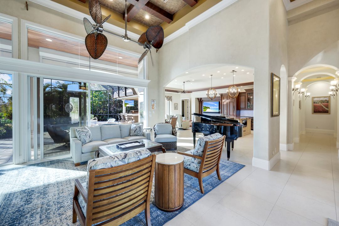 15295 Pembroke Point, Naples, FL 34110