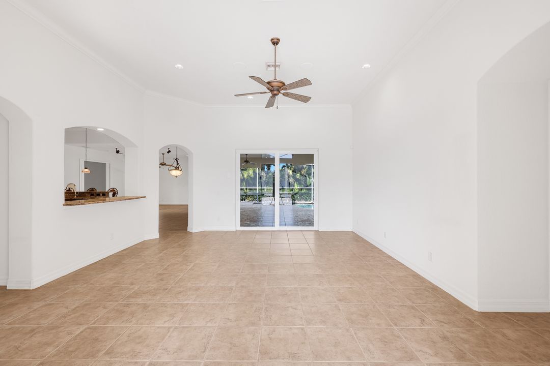 1817 Lagoon Ln, Cape Coral, FL 33914