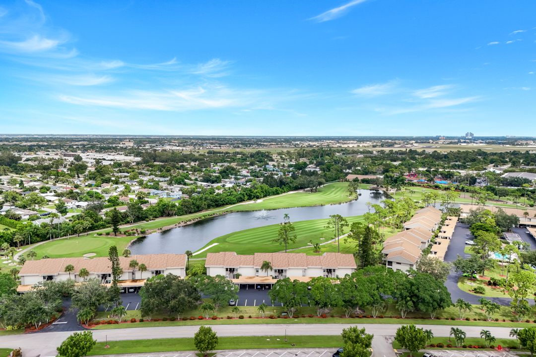 5585 Trailwinds Dr #326, Fort Myers, FL 33907