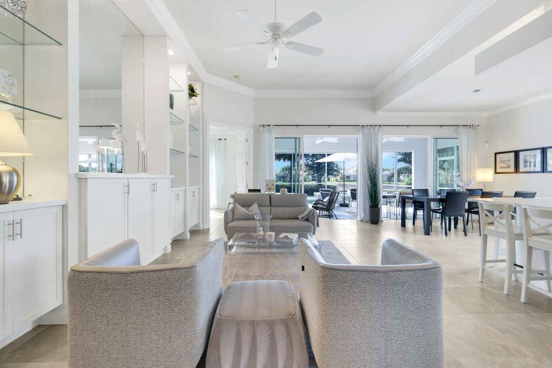 7063 Toscana Ct, Naples, FL 34114