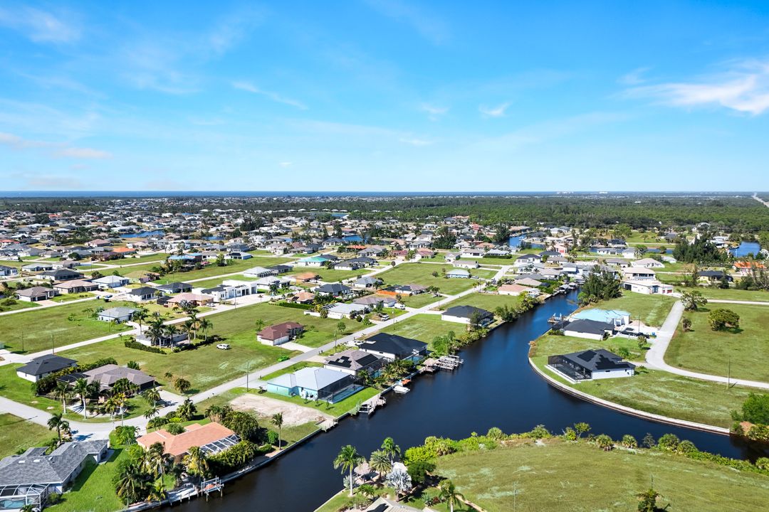 1909 NW 32nd Ct, Cape Coral, FL 33993