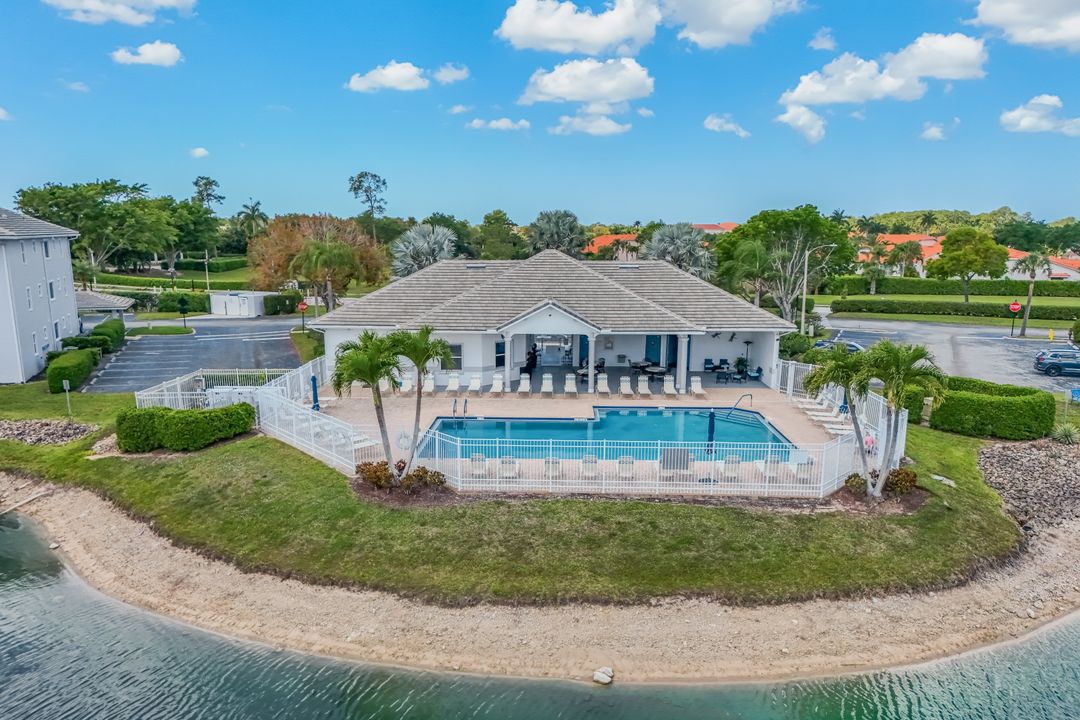 7827 Regal Heron Cir #302, Naples, FL 34104