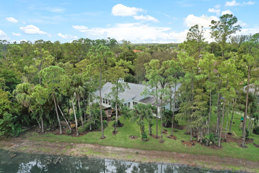 861 Swallow Point, Naples, FL 34105