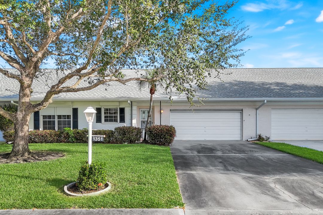 1351 Medinah Dr, Fort Myers, FL 33919