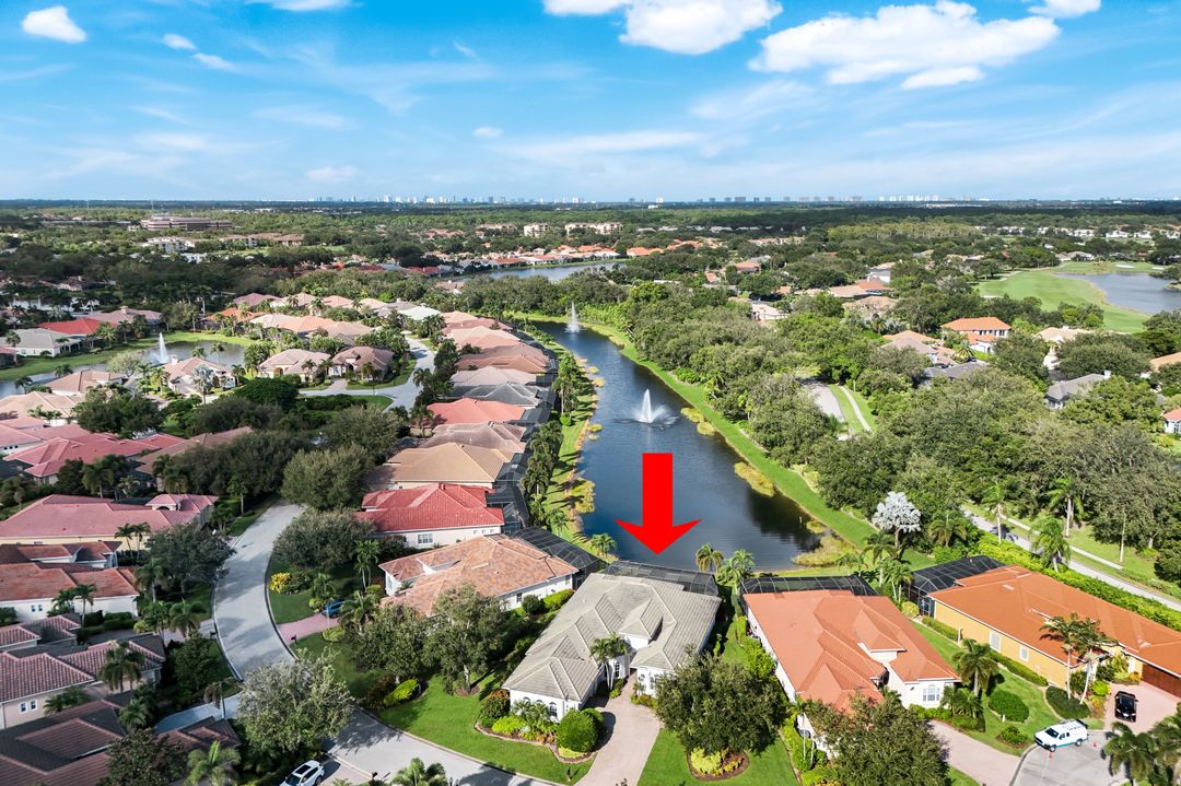 5799 Hammock Isles Dr, Naples, FL 34119