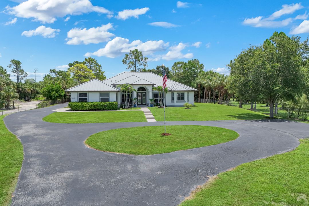 1160 13th St SW, Naples, FL 34117